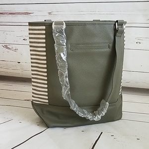 Color-block tote by Thirty-One